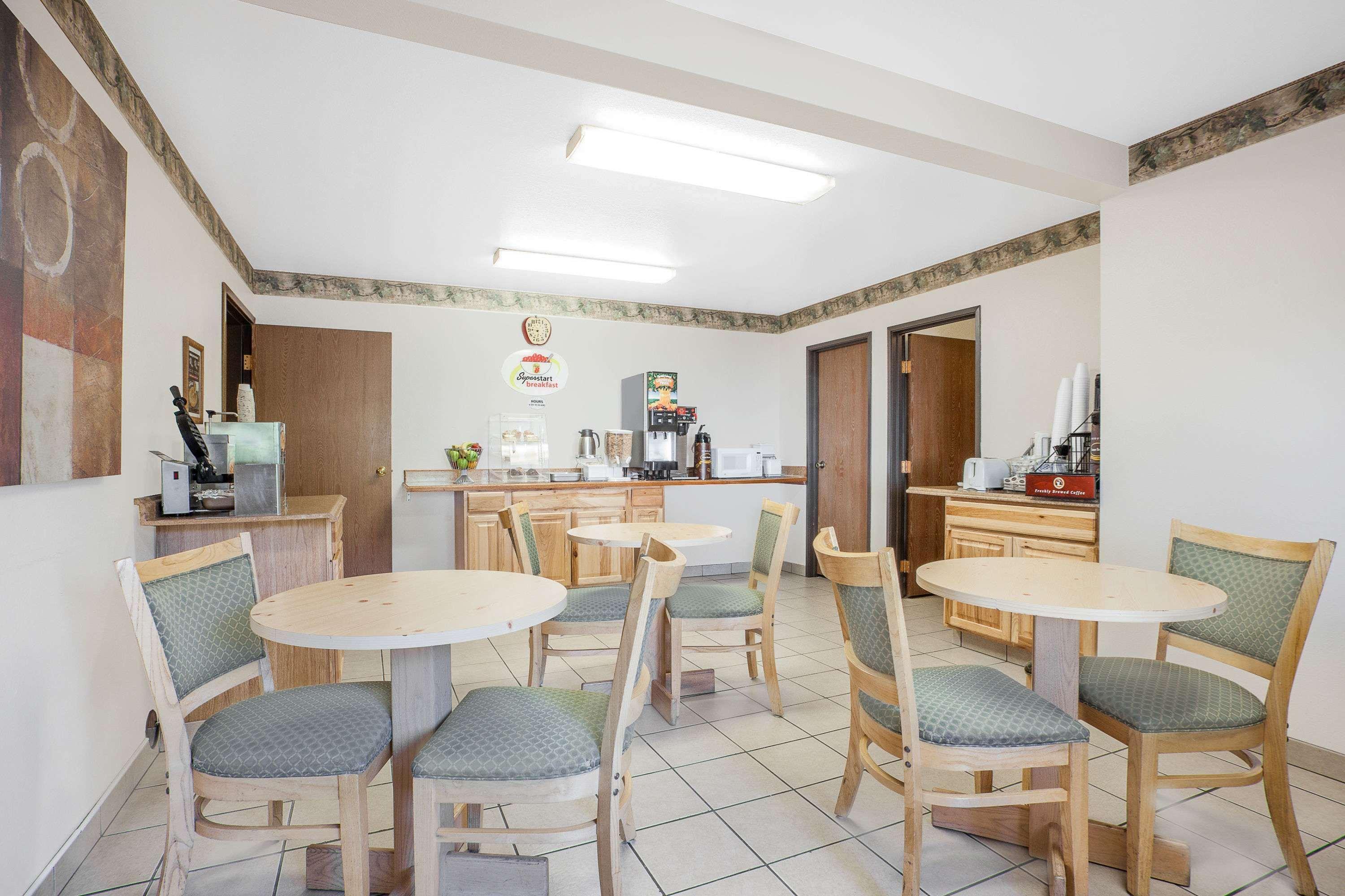 Fairbridge Inn & Suites Moscow - Pullman Ngoại thất bức ảnh